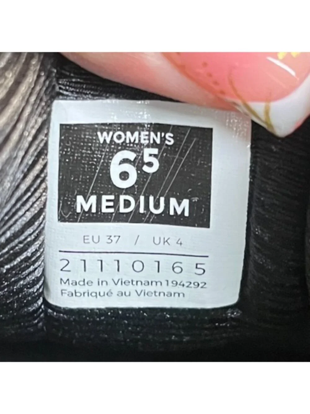 Kuru Atom 2 Womens Size 6.5 Black White Athletic Running Walking Shoes Sneakers